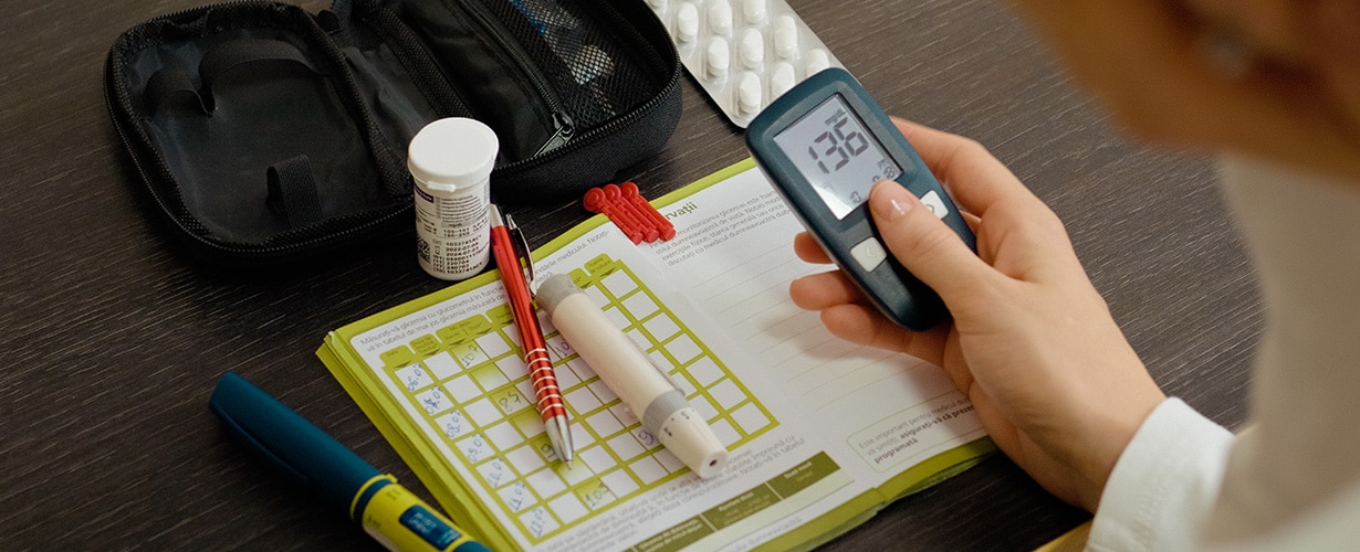 ¿Cómo medir la glucosa correctamente en casa? Guía paso a paso